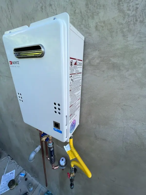 Tankless water heater installation for Morro Hills homes